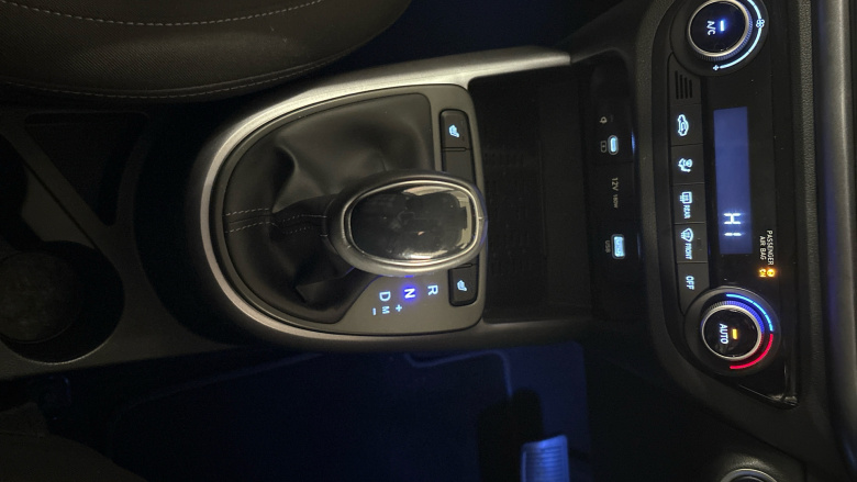 Hyundai i10 1.0 [63] Premium 5dr Auto [Nav] Petrol Hatchback